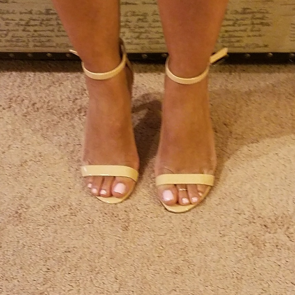 Inc nude sandals (Buy one get one half)
